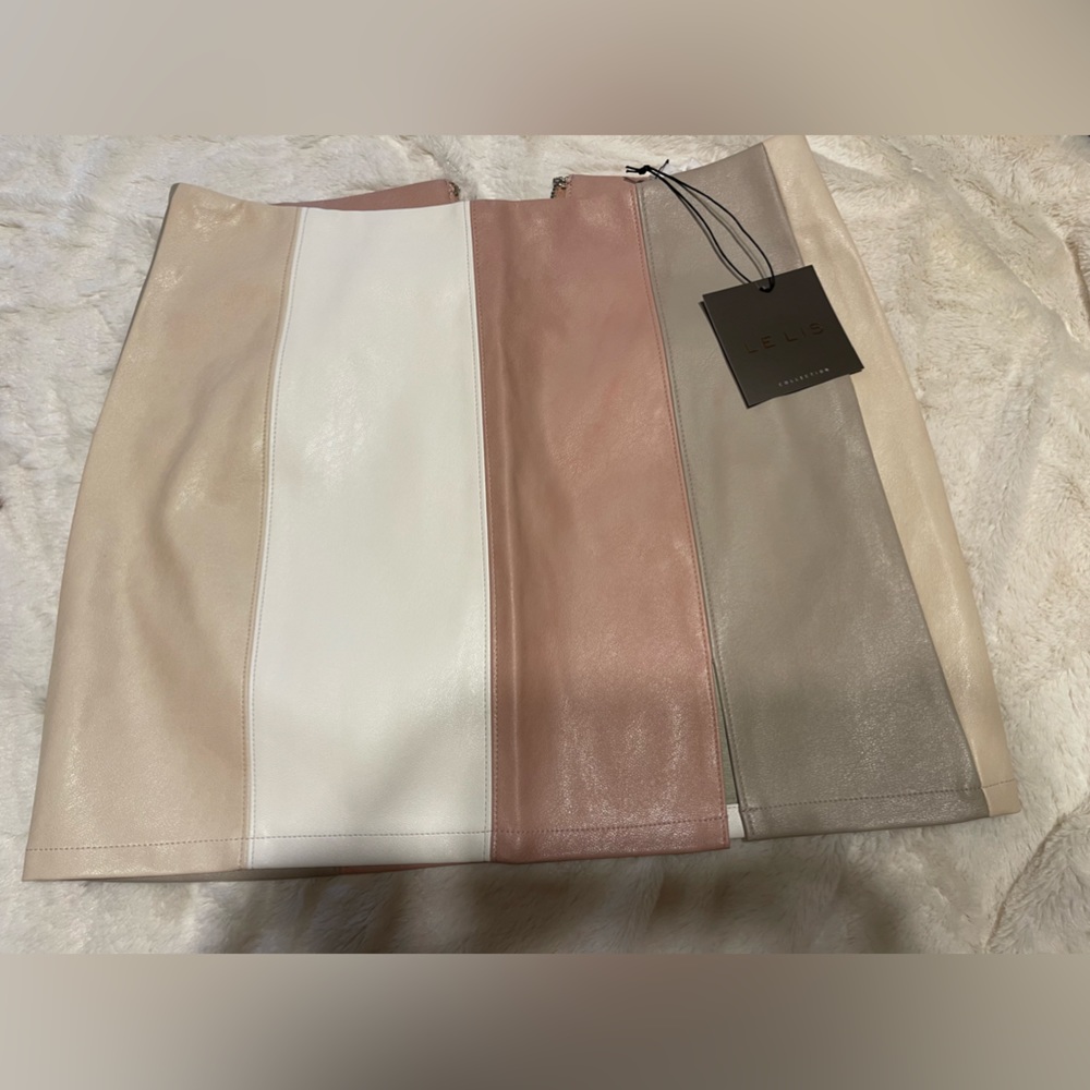 Color block leather mini skirt